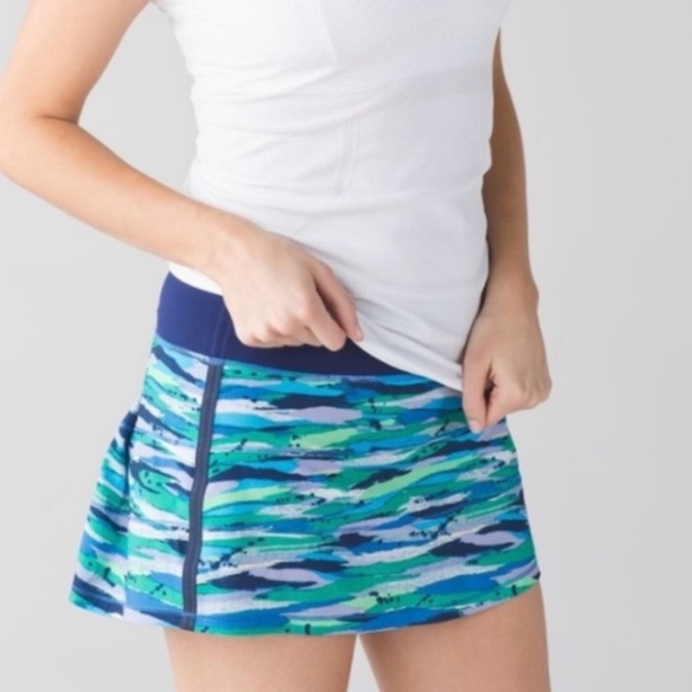 EUC Lululemon Pace Rival Seven Wonders Skirt Sz 8